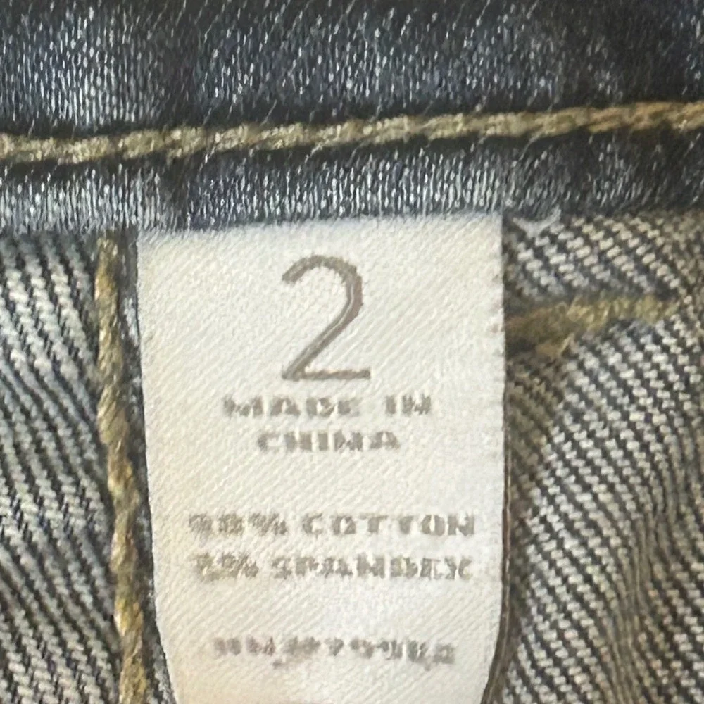 Chico's Platinum Denim Boot Cut Jeans Size 2 (16) Medium Wash Stretch - Picture 3 of 5
